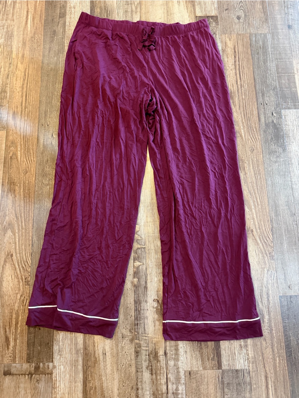 Victoria Secret NWOT Women's Maroon Sleep Pants with Contrasting Trim Sz xl